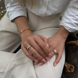 Brianna glühender Ring mit 3 Zirkonia