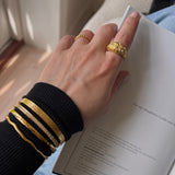 Vivienne klobiger Ring mit Steinen